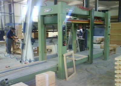 Maquinaria Fábrica de Muebles Hnos. Ramírez Jiménez en Lucena